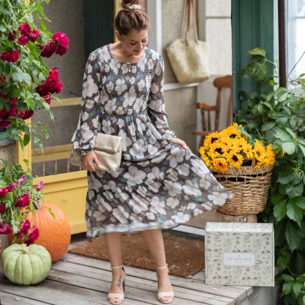 Floral Midi Dress in Gray and White